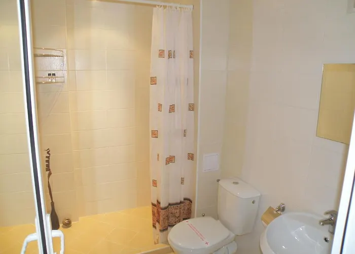 Makao Family Hotel 2*