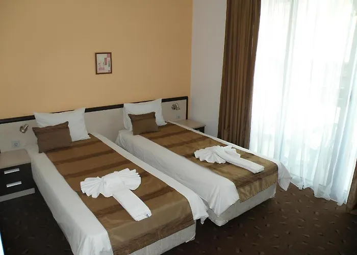 Makao Family 2* Ravda