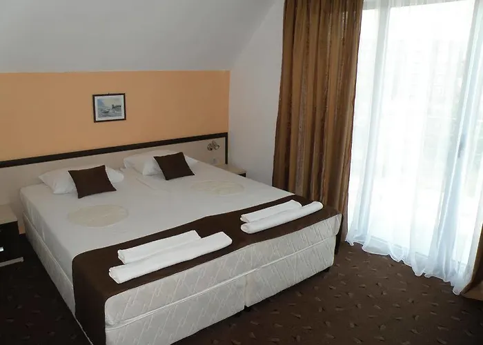 Hotel Makao Family 2*